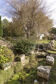 Fontaine proche de Kervillen _ La Trinite sur Mer.