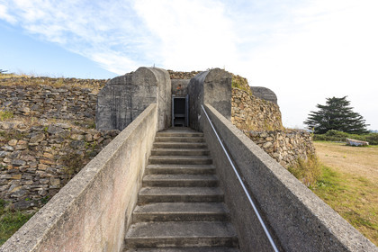 Cairn of Little Mont in Arzon