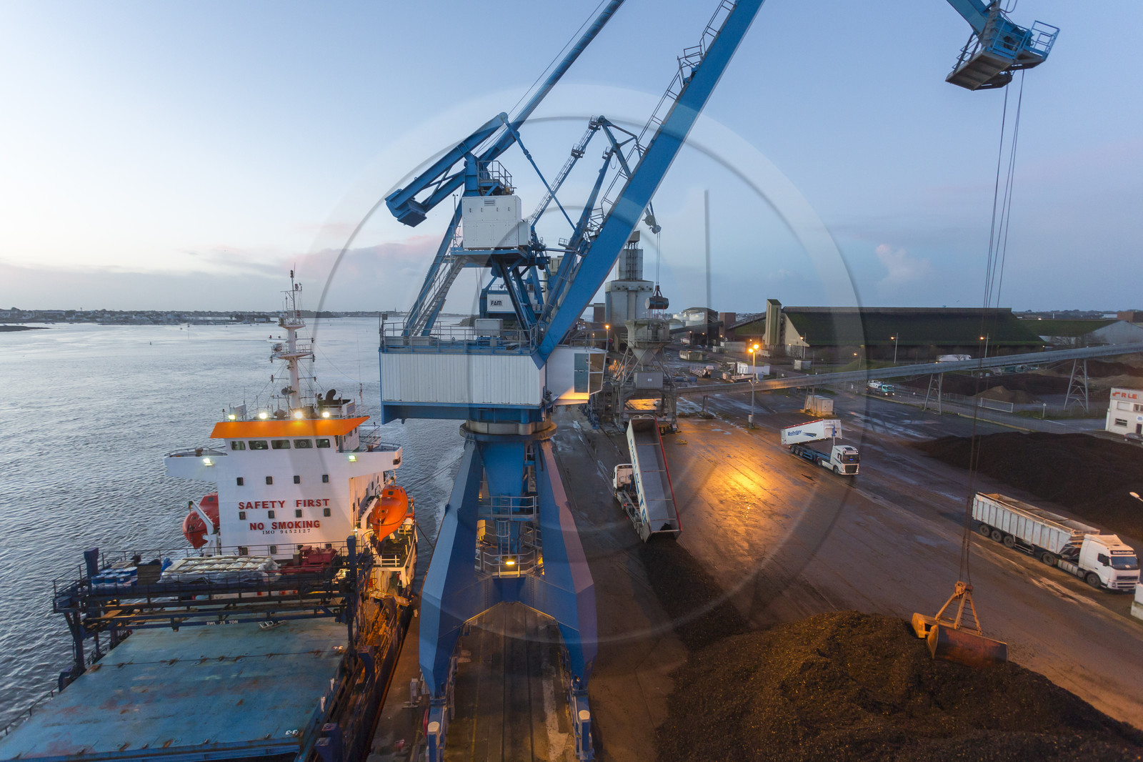 Port de commerce de Lorient Port de commerce de Lorient