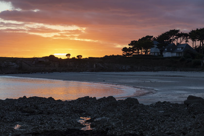 La plage de Ty Bihan et la pointe Saint Colomban à Carnac