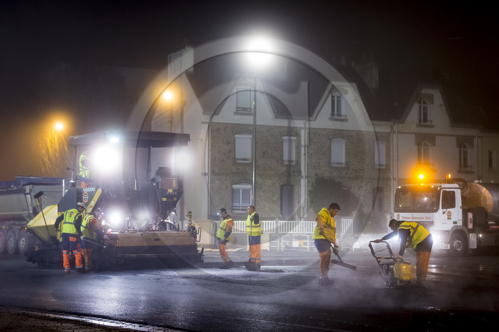Triskell, chantier de nuit au carrefour de Kerjulaude à Lorient Triskell, chantier de nuit au carrefour de Kerjulaude à Lorient