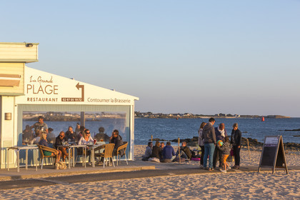 La plage des Pâtis _ Port-Louis