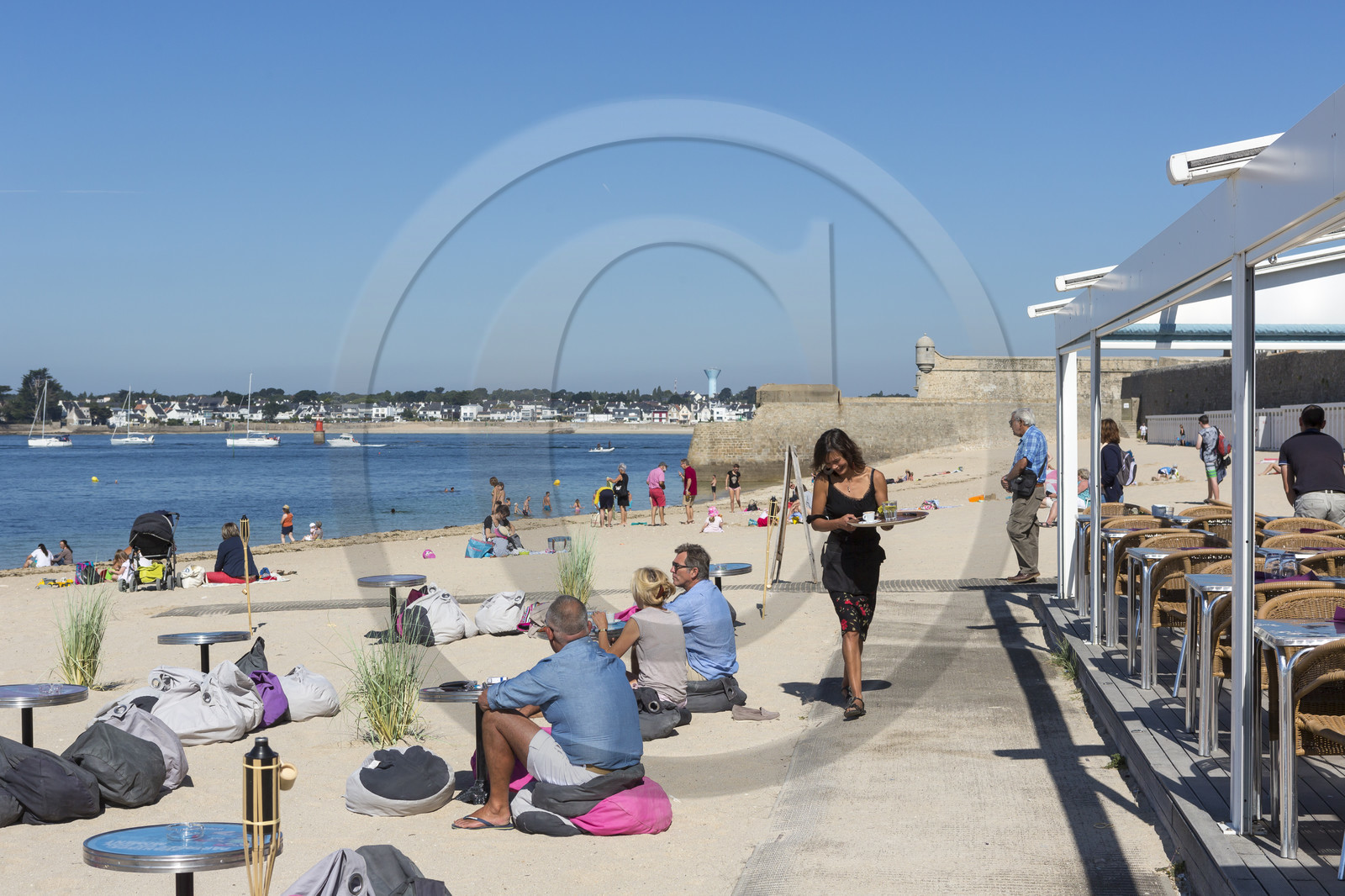 La plage des Pâtis _ Port-Louis La plage des Pâtis _ Port-Louis